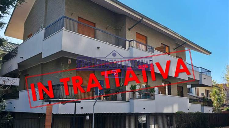 3 комнаты в Продажа в Cernusco sul Naviglio