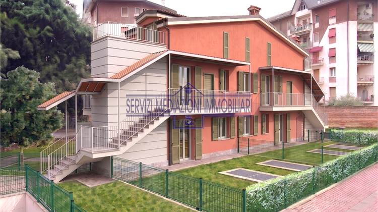 3 комнаты в Продажа в Cernusco sul Naviglio